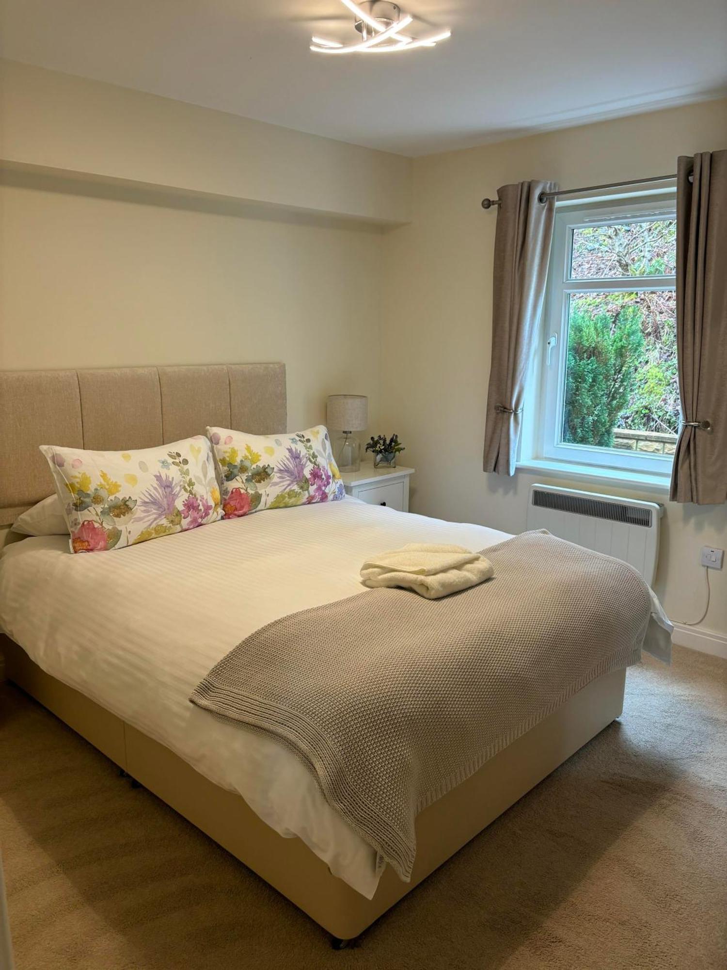 Conaglen, Glenloch View, Fort William 2-Bedroom Loch Side Flat Ngoại thất bức ảnh
